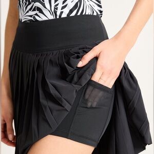Elegant Black Mini Skirt